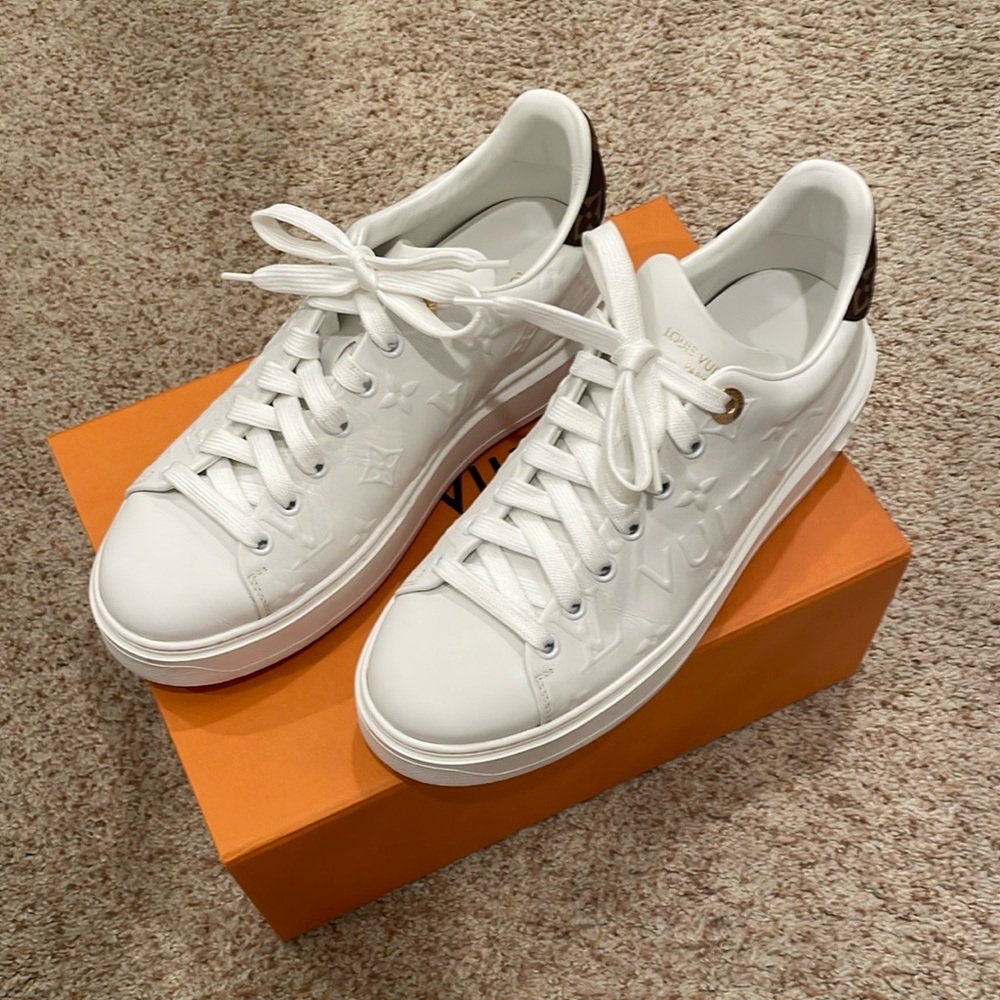 Louie Vuitton Time Out Women’s Sneakers